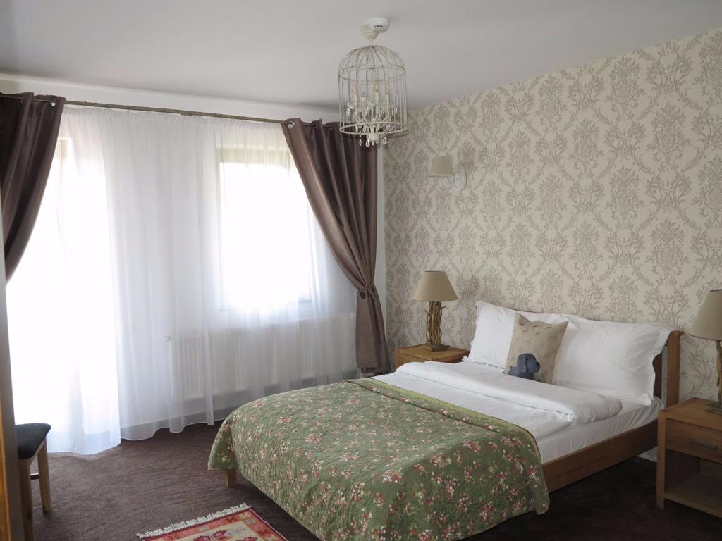 Pensiunea Doina Bucovinei Hotel Mînăstirea Humorului Buitenkant foto